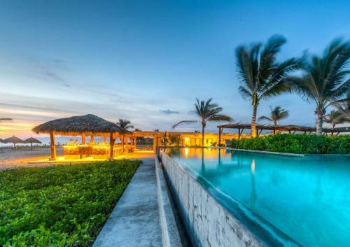 Villa Beachfront Luxury - 3br Groundfloor Unit