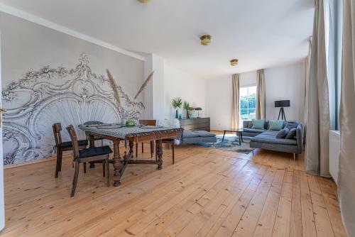 Apartamento Kaiserliches Wohnen Im K Und K Postamt