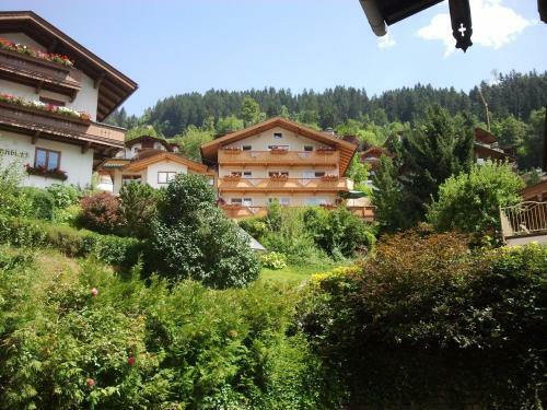 Apartamento Ferienwohnungen G�stehaus Maria