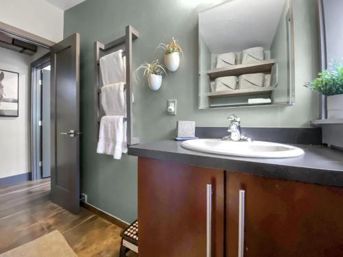 Apartamento Falcon Condos N4 Condo
