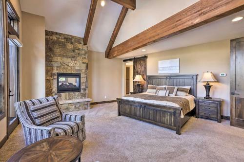 Luxe Breckenridge Home With 3 Fireplaces And View