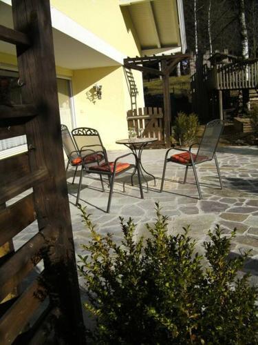 Gro�es Ferienhaus In Ruhiger Lage - Wlan B. 9 Per.