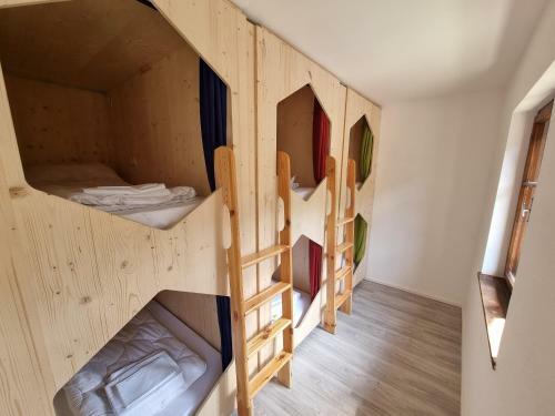 Thecell Hostel Stanton