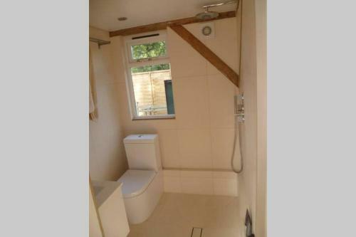 4 Bed Ensuite Rural Contemporary Airy House