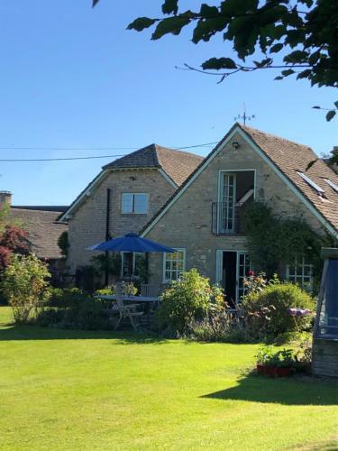 Bed & Breakfast The Old School, Idbury, Ox7 6ru