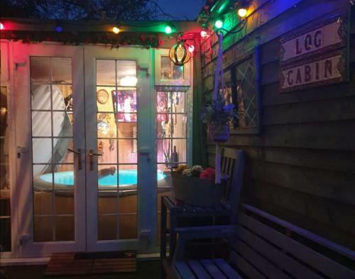 Apartamento Chalet With Hot Tub Room Behaved Pets Welcome