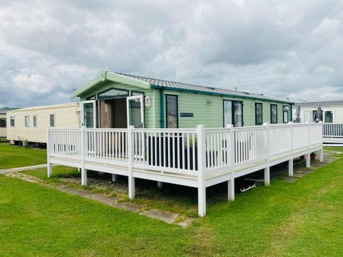 Caravan Retreats
