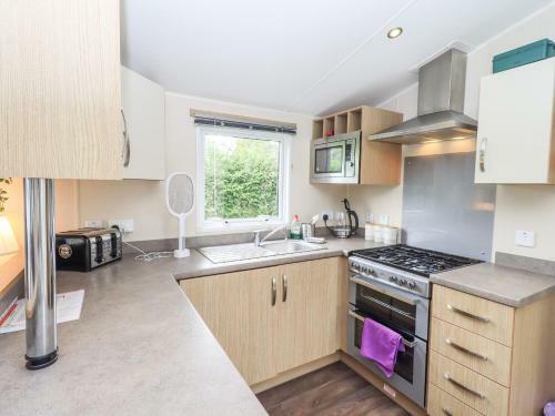 20 Curlew Corner
