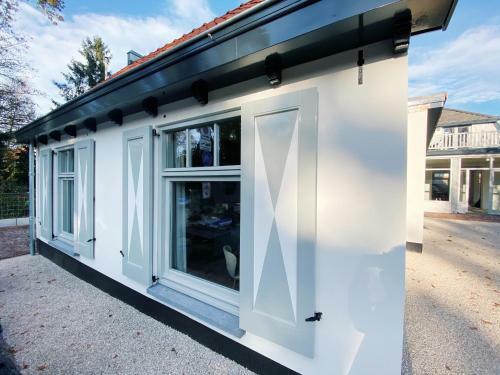 Cozy Historical Cottage (huisje H�h�)