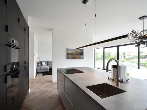 Luxury Villa In Zeewolde At The Waterfront With Jetty