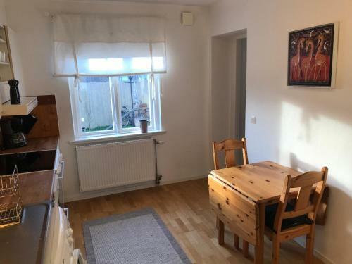 Big And Beautiful Villa In Nyhamnsl�ge