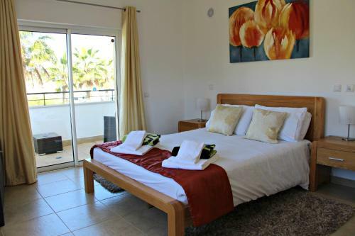 Health Approved Apartment With Ac, Terraces And Pool