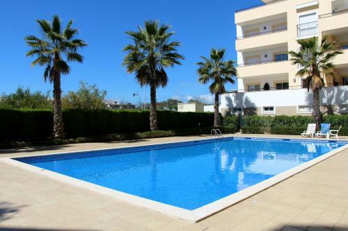 Health Approved Apartment With Ac, Terraces And Pool