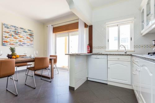 Sitio Da Ponte Family Apartment (Sleeps4)