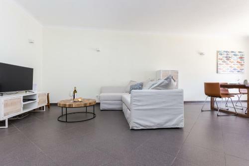 Sitio Da Ponte Family Apartment (Sleeps4)