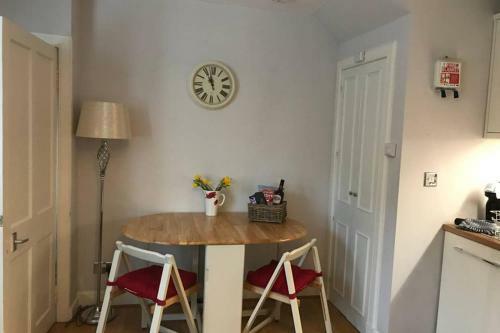 8a Tweed Cottage, Just Off The High St In Peebles