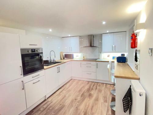 Apartamento Westons Hideaway, 2 Bed, 6 Mins Walk To Beach