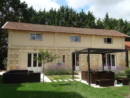 Villa Ch�teau Lacroix de Civrac, 3 Ch, 7 Pers