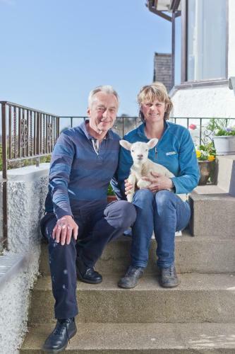 Kents Bank Holiday - Pet Friendly With Bay Views