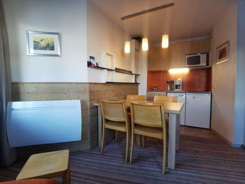 Apartamento La Tania 309 Le Britania