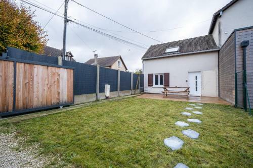 Apartamento Maison de Charme Proche Disney - H�te Bnb