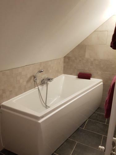Bed & Breakfast La Long�re Des Glycines