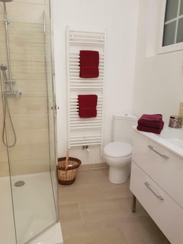 Bed & Breakfast La Long�re Des Glycines