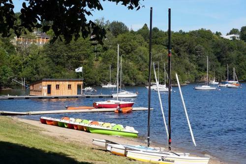 Lakeview Lodge