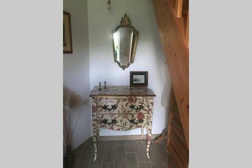 Apartamento Studio Meubl� Pr�s Des Plages Du D�barquement
