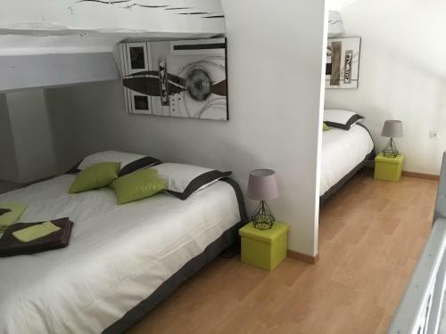 G�te Avec Piscine Lou Min�stra�