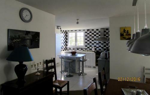 Apartamento G�tes De La Maison Bleue D'estialescq
