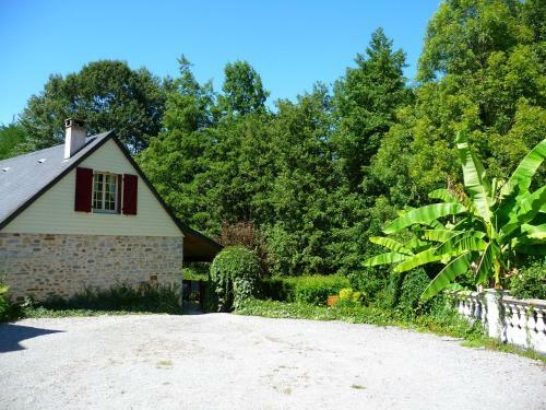 Bed & Breakfast Le Moulin D'eysus G�tes Et Chambres D'h�tes