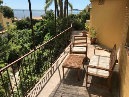 Apartamento Eze Bord de Mer Terrasse Plage A 6 Min