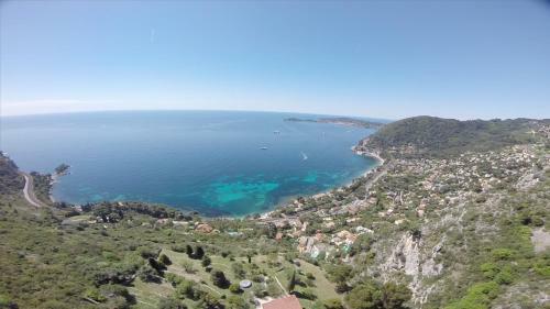 Apartamento Eze Bord de Mer Terrasse Plage A 6 Min