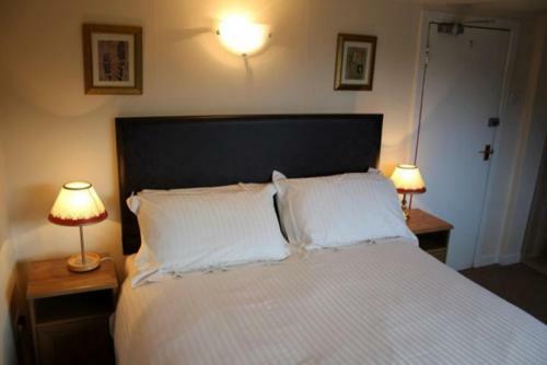 Hostal Highland Guest House