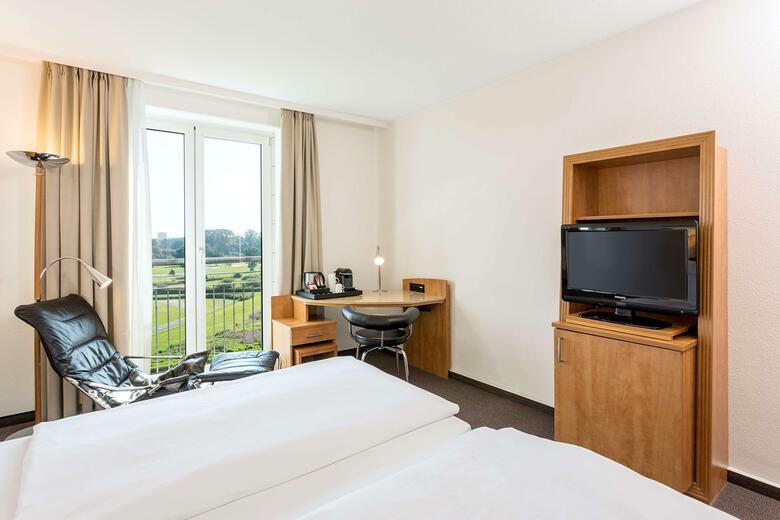 Hotel NH Hamburg Horn Rennbahn