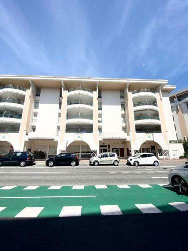 Apartamento C�sar�e Port Fr�jus Avec Piscine