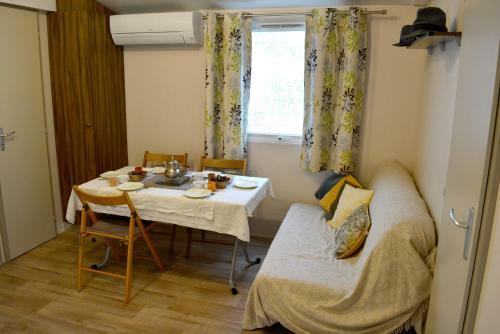 Charmant Mobilhome - 2 Chambres - Camping 4 �toiles