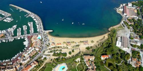 Apartamentos Marines De Gassin Var