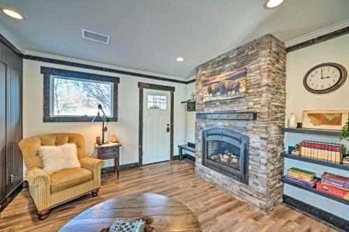 Rustic-chic Apartment With Gas Grill 20 Mi To Msu!