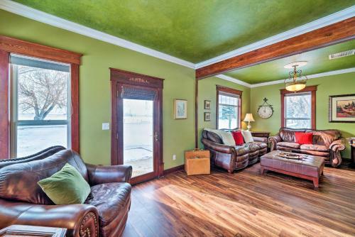 Spacious Montana Getaway, 35 Mi To Bridger Bowl!
