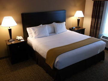 Hotel Holiday Inn Express & Suites Fairmont