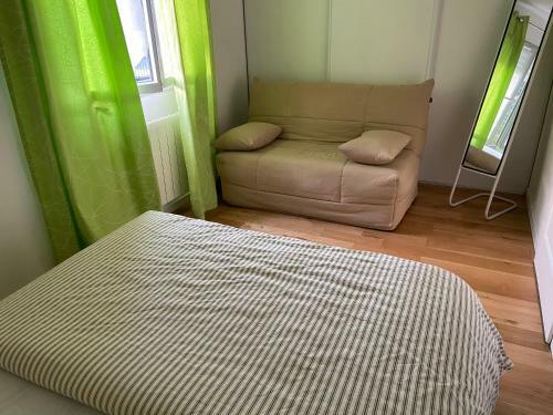 Bed & Breakfast Chambres Dans Villa Avec Piscine