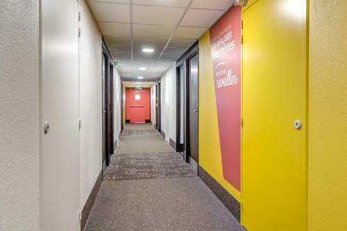 Hotel B&B H�tel Goussainville Cdg