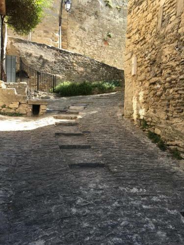 Maison A Gordes Centre 200m2 Terrasse Panoramique