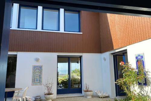 Large Seafront Family Home