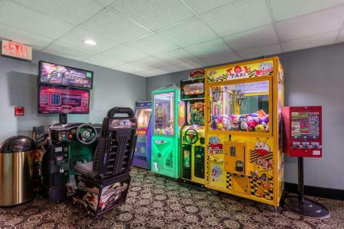 Clarion Hotel And Convention Center Baraboo