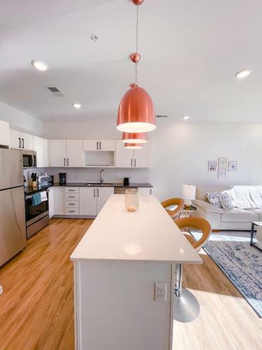 Bright 1bd/1ba Downtown Omaha Apartments