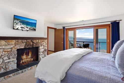 Lakeshore Terrace Delight