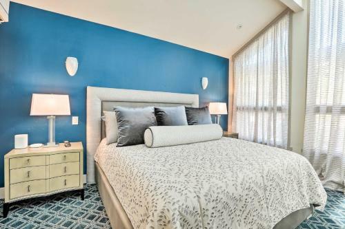 Luxe Home With Backyard Oasis About 1 Mi To Midtown